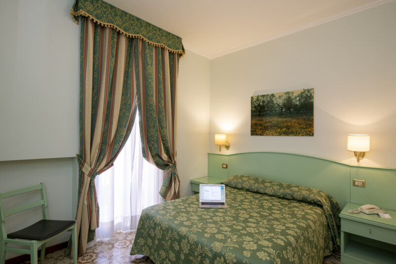 Hotel Moderno Stresa camera Queen