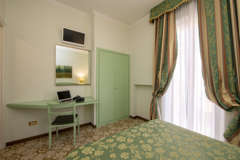 Hotel Moderno Stresa camera Queen